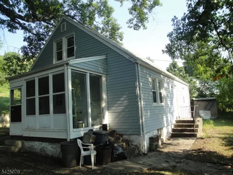 290 Central Ave