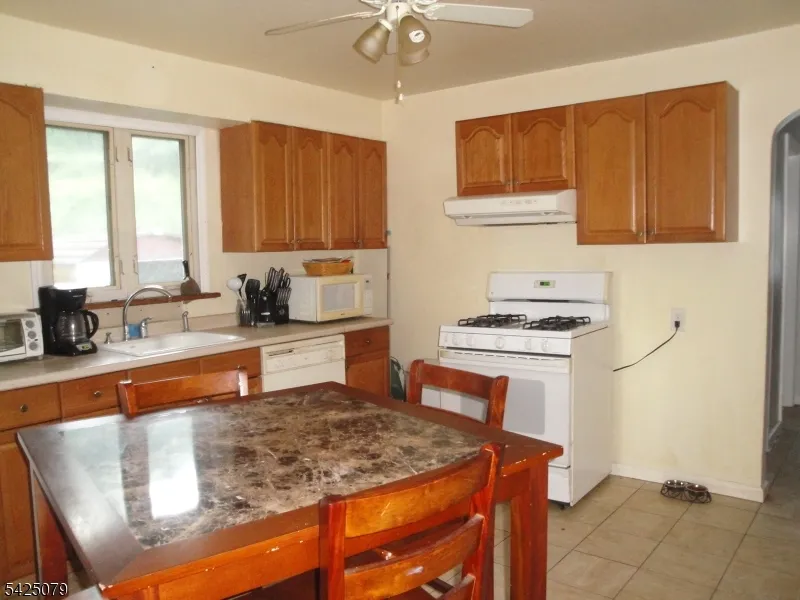290 Central Ave Haledon, NJ 07508