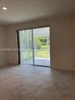 4729 SW 63rd Ln #4 Davie, FL 33314