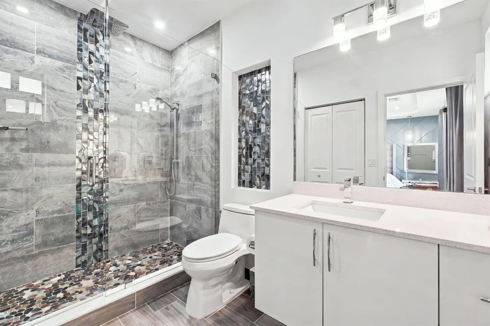 1090 SE 3RD STREET #1090 Pompano Beach, FL 33060