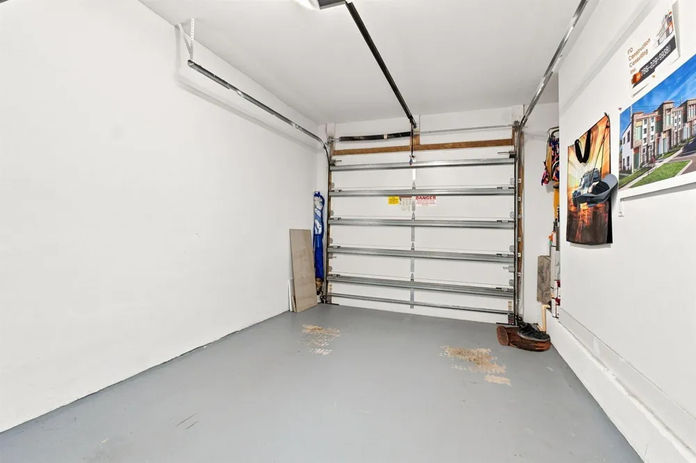 1090 SE 3RD STREET #1090 Pompano Beach, FL 33060