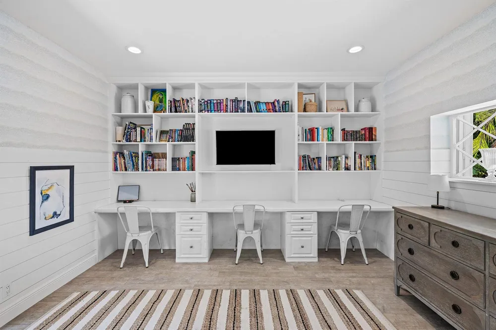 2815 HAMPTON CIRCLE E Delray Beach, FL 33445