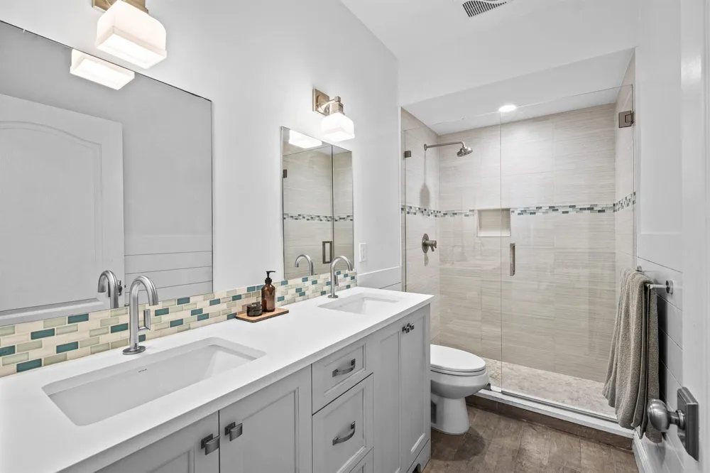 2815 HAMPTON CIRCLE E Delray Beach, FL 33445