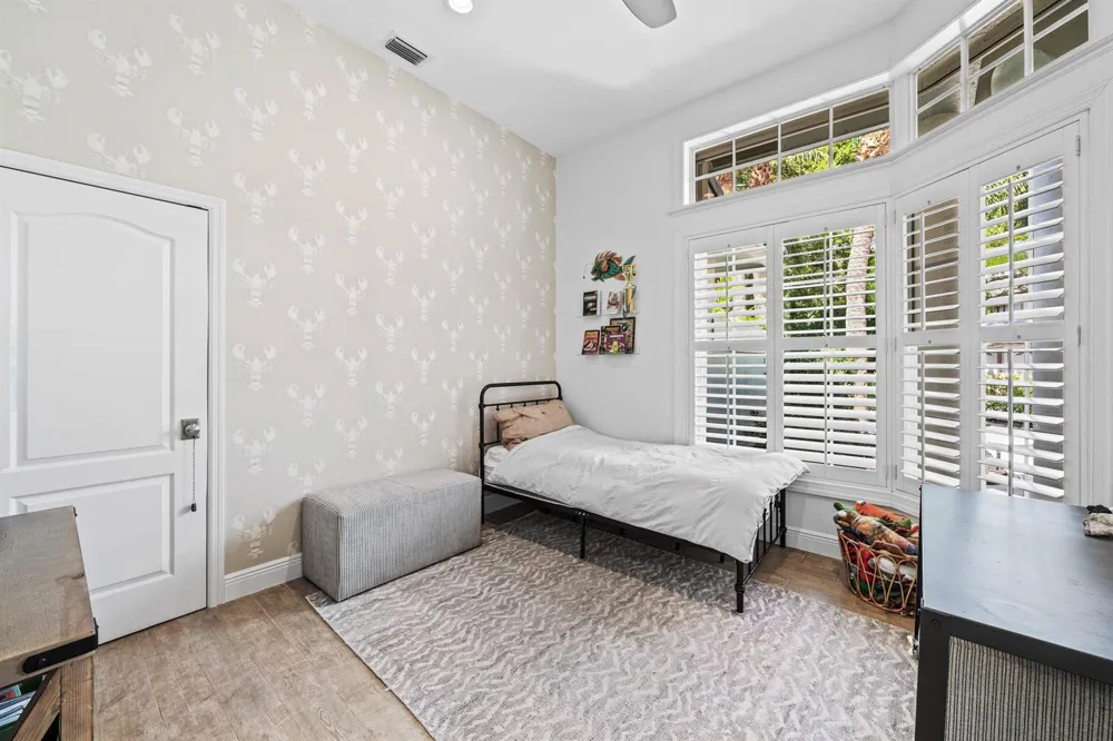 2815 HAMPTON CIRCLE E Delray Beach, FL 33445