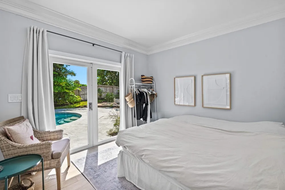 2815 HAMPTON CIRCLE E Delray Beach, FL 33445