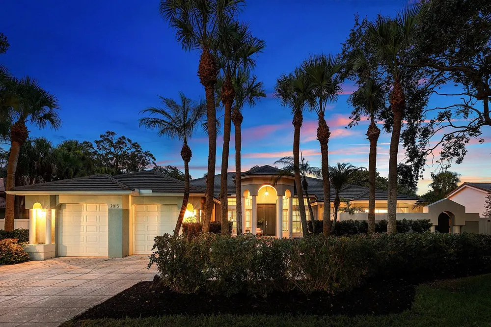 2815 HAMPTON CIRCLE E Delray Beach, FL 33445
