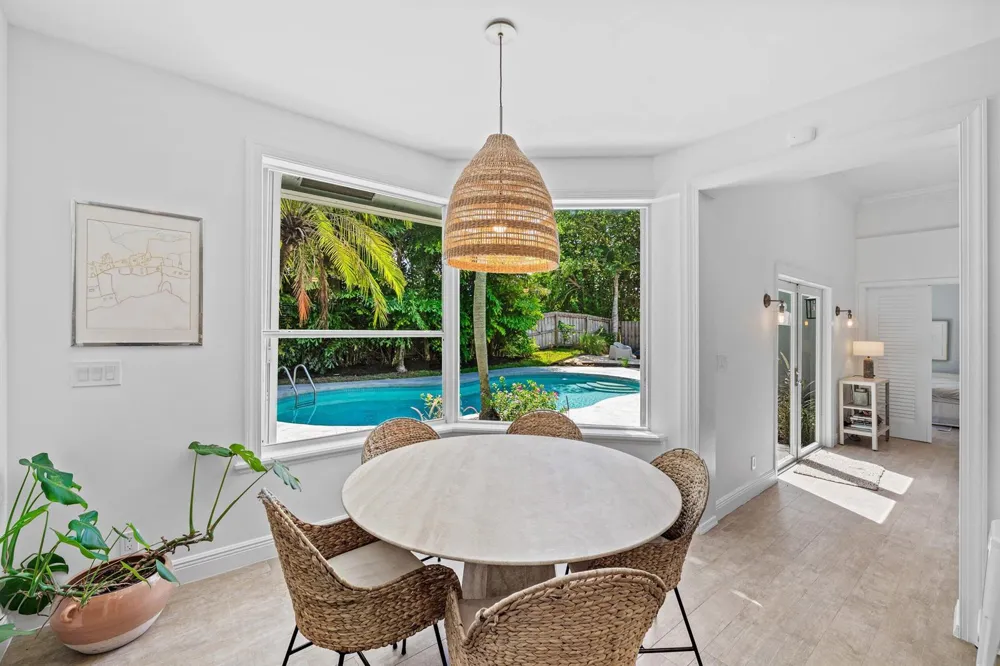 2815 HAMPTON CIRCLE E Delray Beach, FL 33445