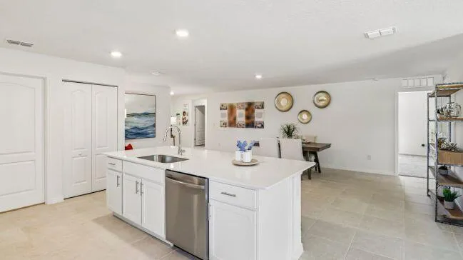 8465 96TH AVENUE Vero Beach, FL 32967