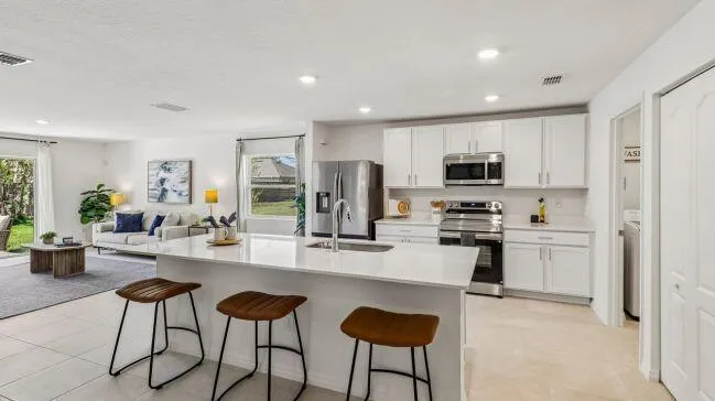 8465 96TH AVENUE Vero Beach, FL 32967