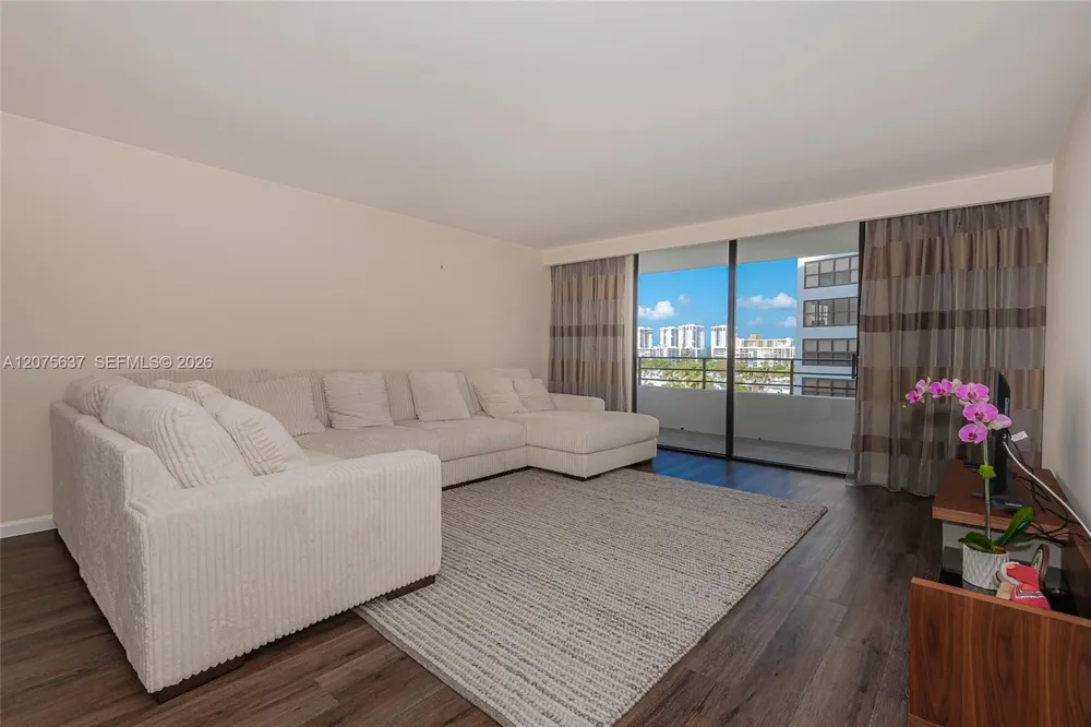 600 Three Islands Blvd #521 Hallandale Beach, FL 33009