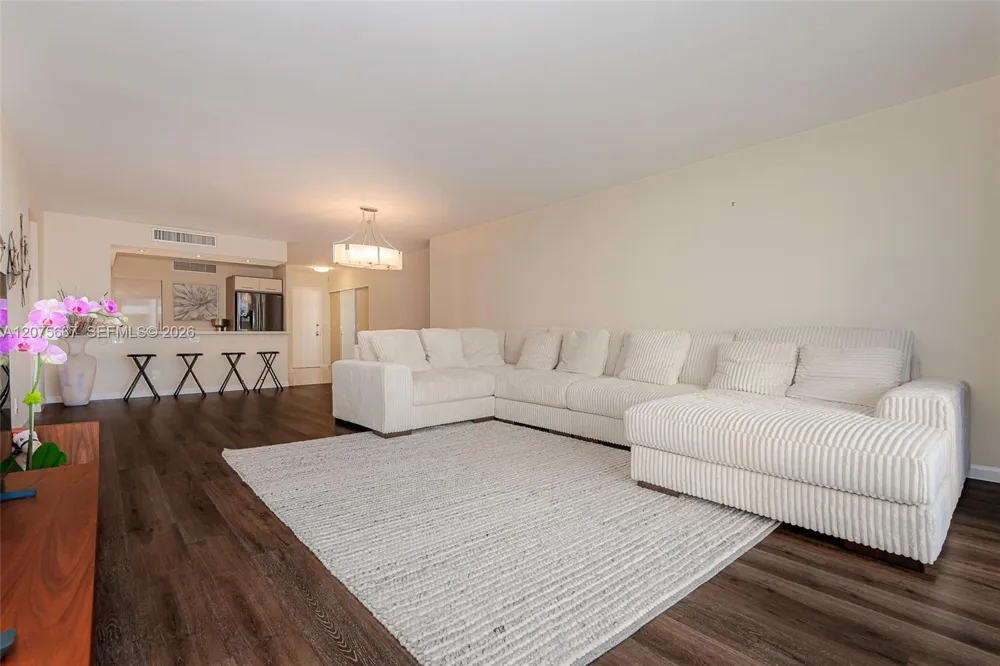 600 Three Islands Blvd #521 Hallandale Beach, FL 33009