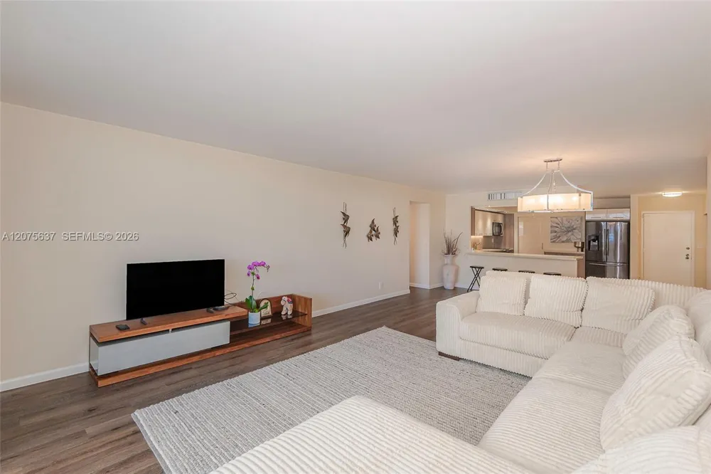600 Three Islands Blvd #521 Hallandale Beach, FL 33009