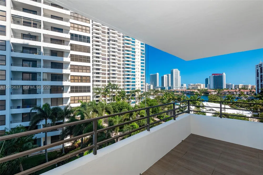 600 Three Islands Blvd #521 Hallandale Beach, FL 33009