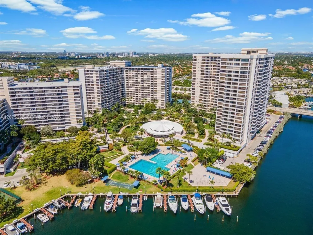 600 Three Islands Blvd #521 Hallandale Beach, FL 33009