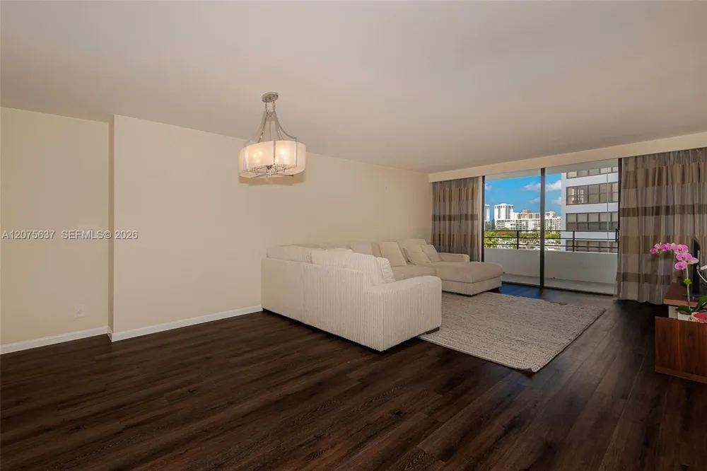 600 Three Islands Blvd #521 Hallandale Beach, FL 33009