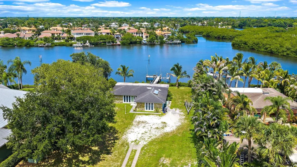 19911 198TH WAY Jupiter, FL 33458