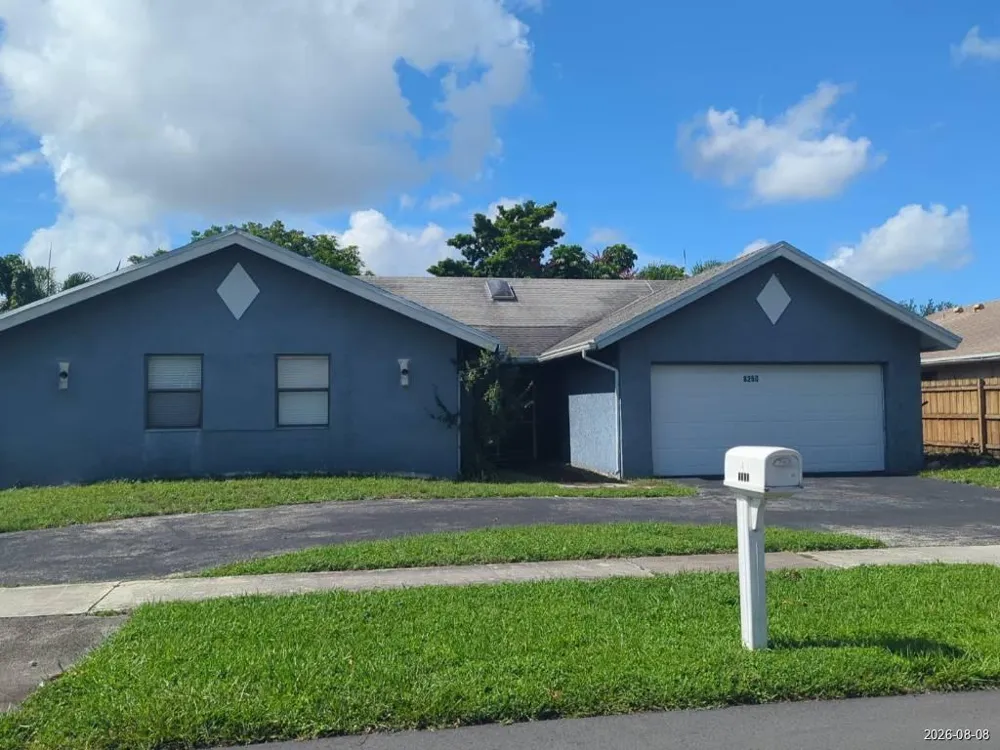 8250 NW 52ND STREET Lauderhill, FL 33351