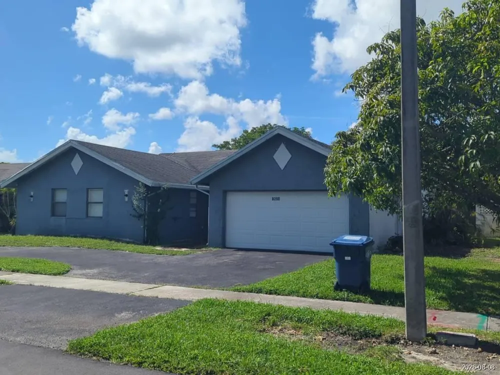 8250 NW 52ND STREET Lauderhill, FL 33351