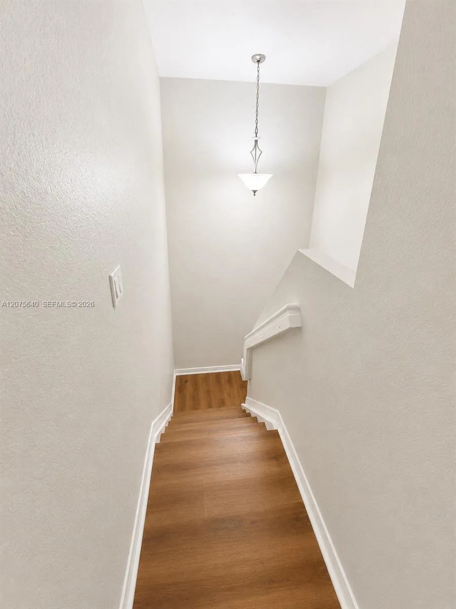 612 SW 11th St Florida City, FL 33034