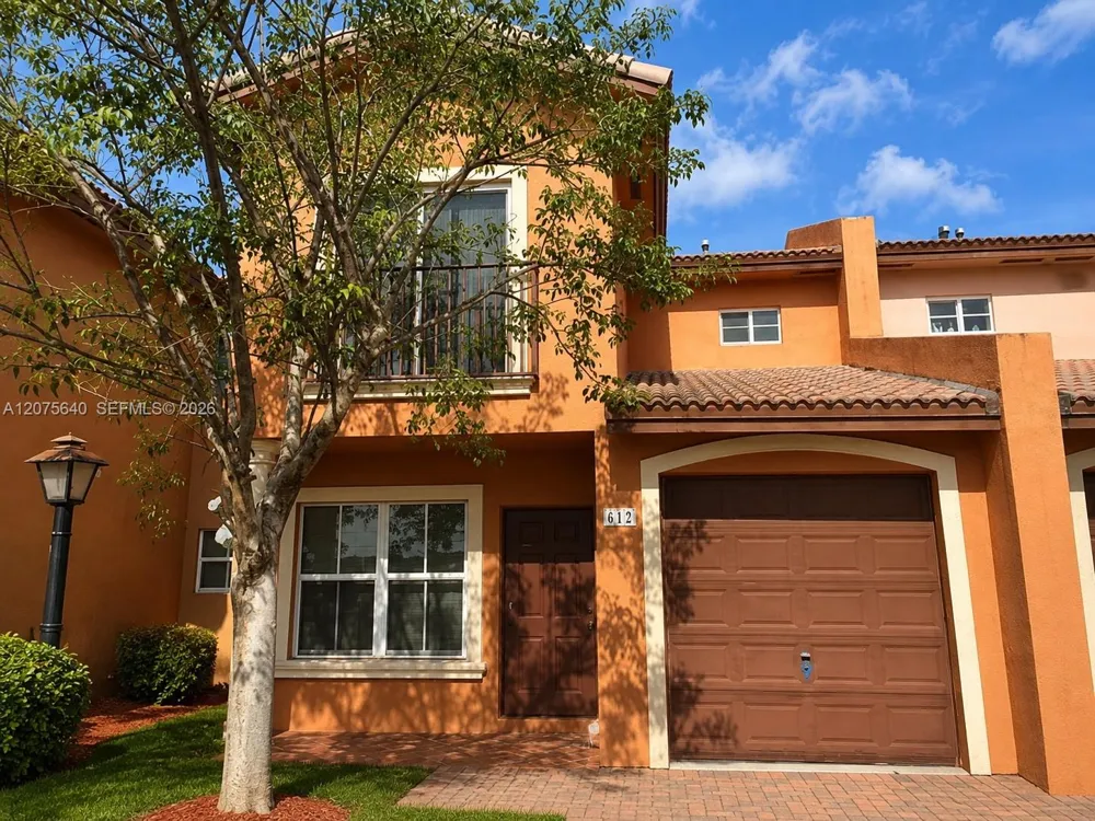 612 SW 11th St Florida City, FL 33034