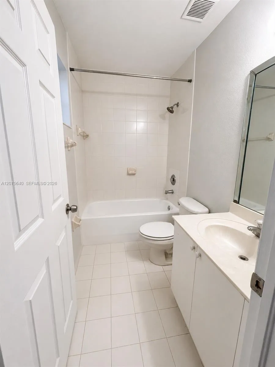 612 SW 11th St Florida City, FL 33034