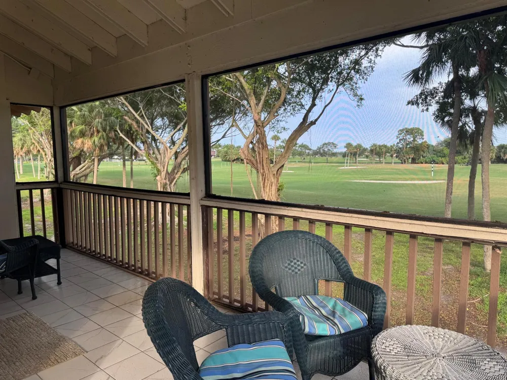 428 Brackenwood Lane S Palm Beach Gardens, FL 33418