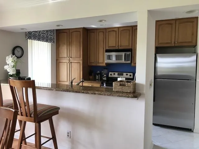 428 Brackenwood Lane S Palm Beach Gardens, FL 33418