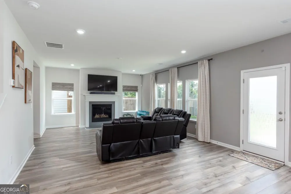 607 Runnel DR Woodstock, GA 30188