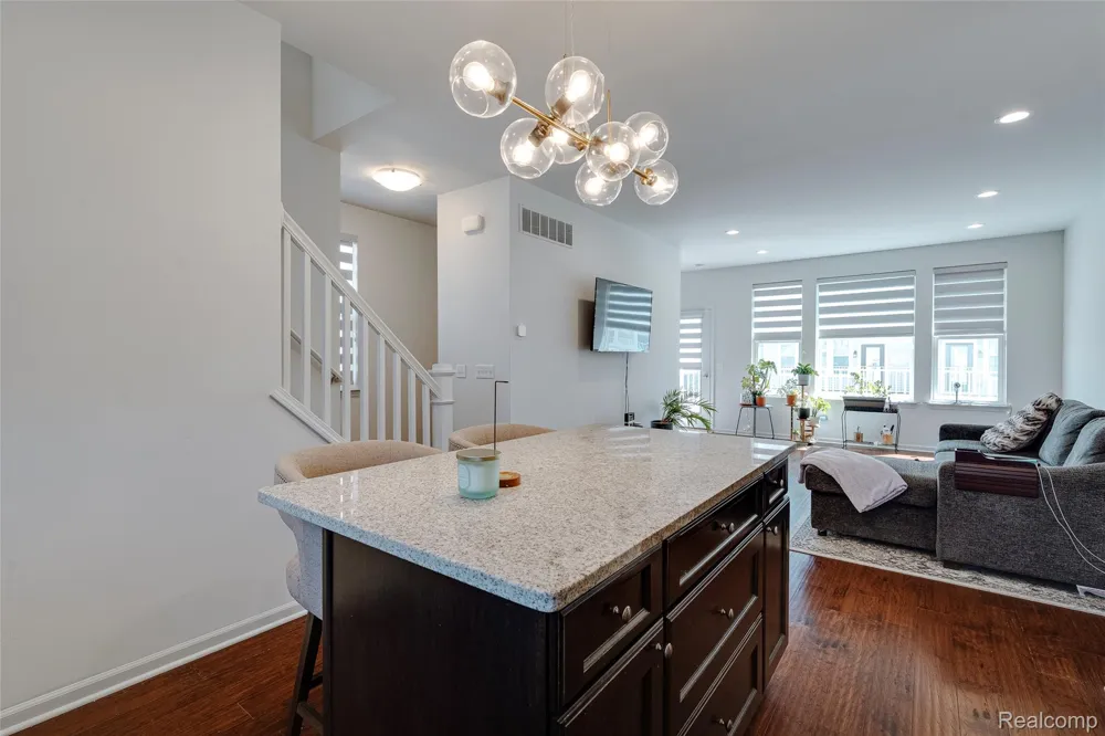 3211 Johanna Ware Wixom City, MI 48393