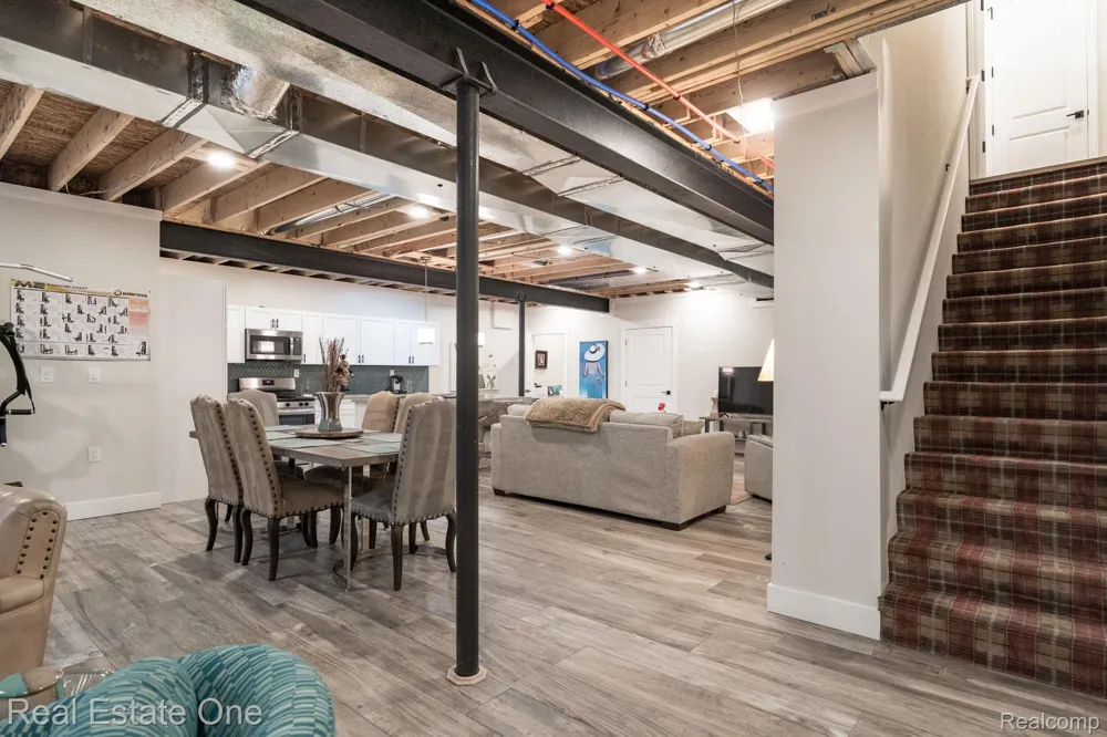 850 Marlayna Drive Oxford Charter Township, MI 48371