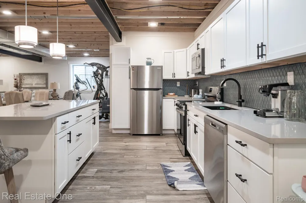 850 Marlayna Drive Oxford Charter Township, MI 48371