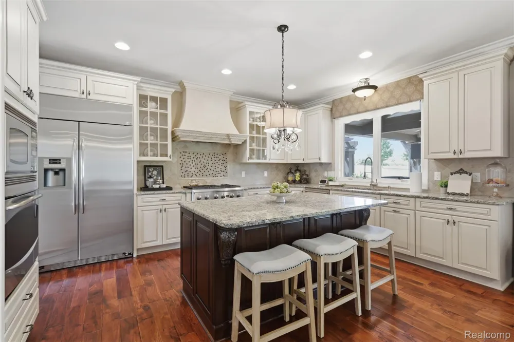 48892 Barola Court Northville City, MI 48167