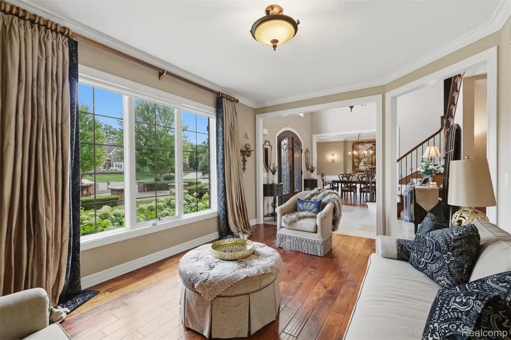 48892 Barola Court Northville City, MI 48167