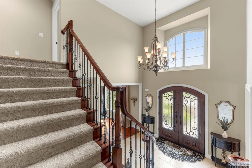 48892 Barola Court Northville City, MI 48167