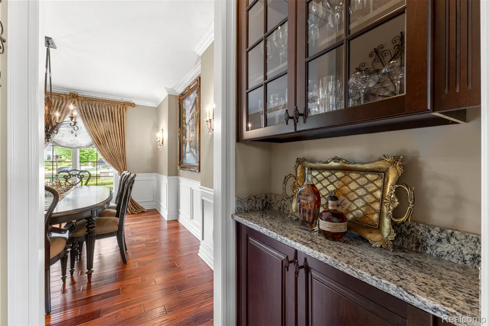 48892 Barola Court Northville City, MI 48167