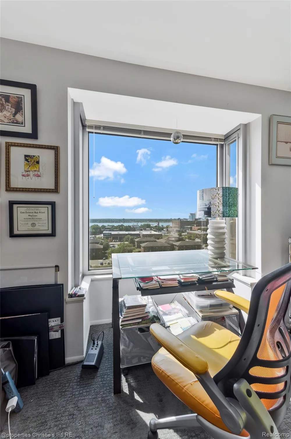 1300 E Lafayette Street #903 Detroit City, MI 48207