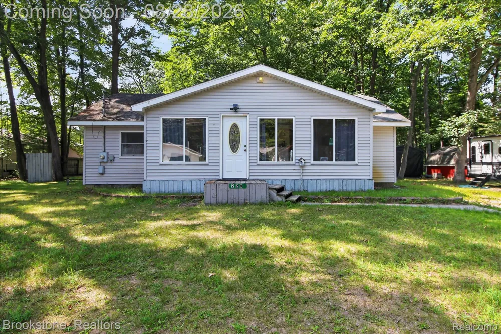 228 Oakdale Drive Denton Township, MI 48651