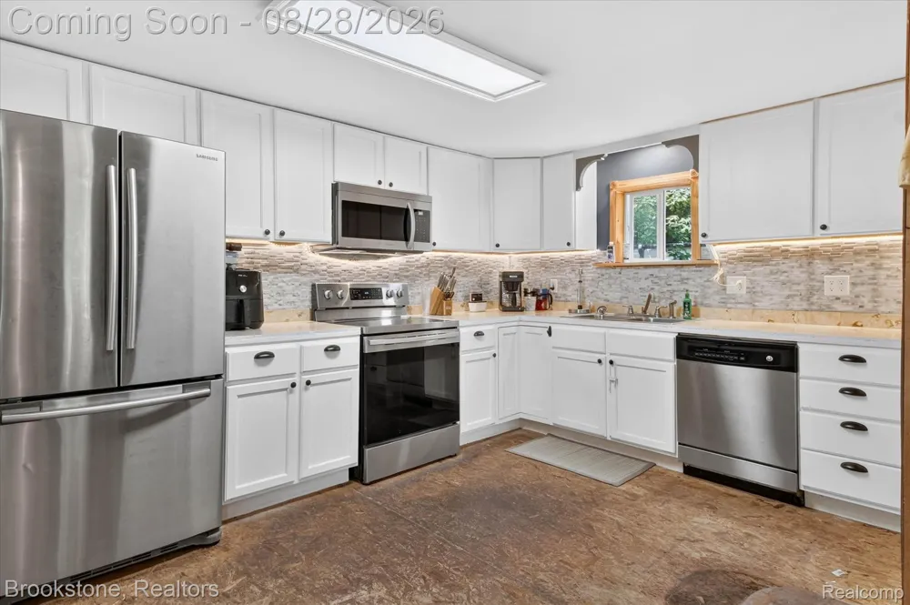 228 Oakdale Drive Denton Township, MI 48651
