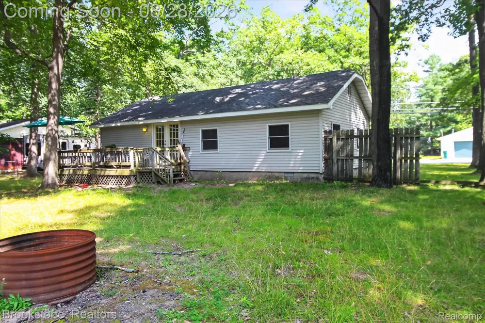 228 Oakdale Drive Denton Township, MI 48651