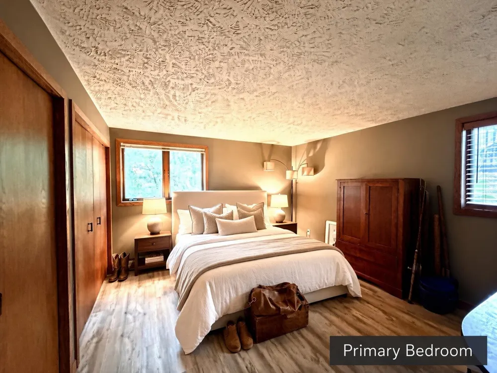 5883 Andorra Drive Acme Township, MI 49690