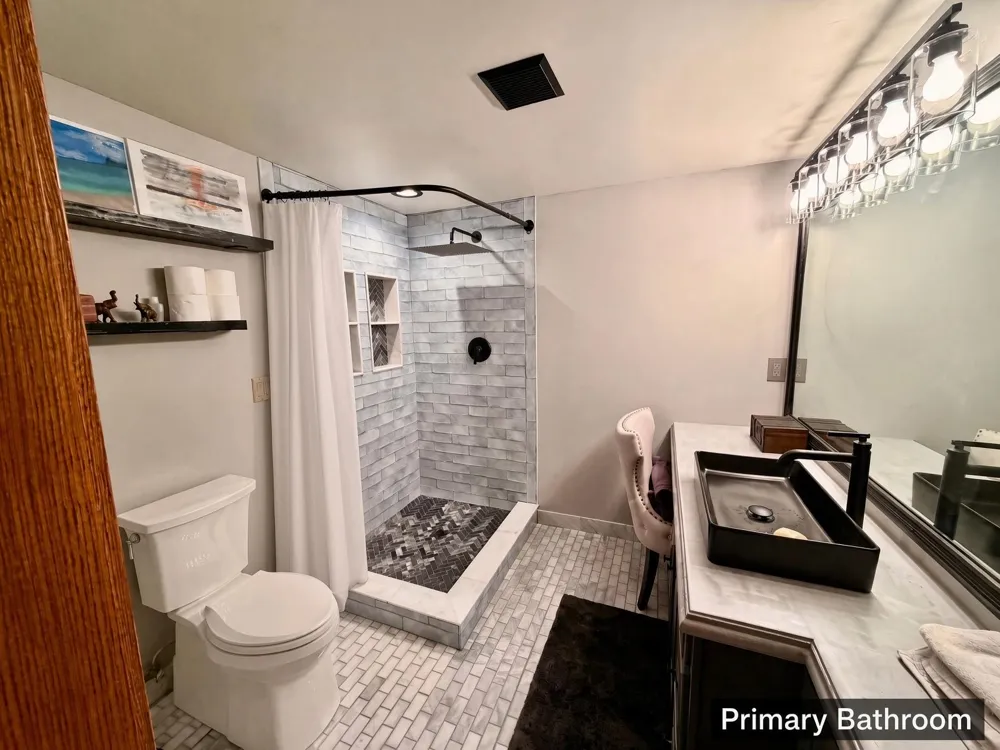 5883 Andorra Drive Acme Township, MI 49690