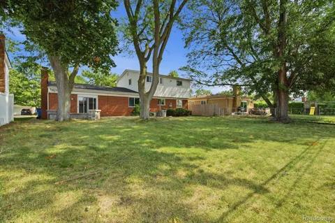 11354 Meadowbrook Drive