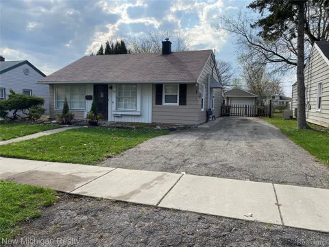 3133 WARICK ROAD