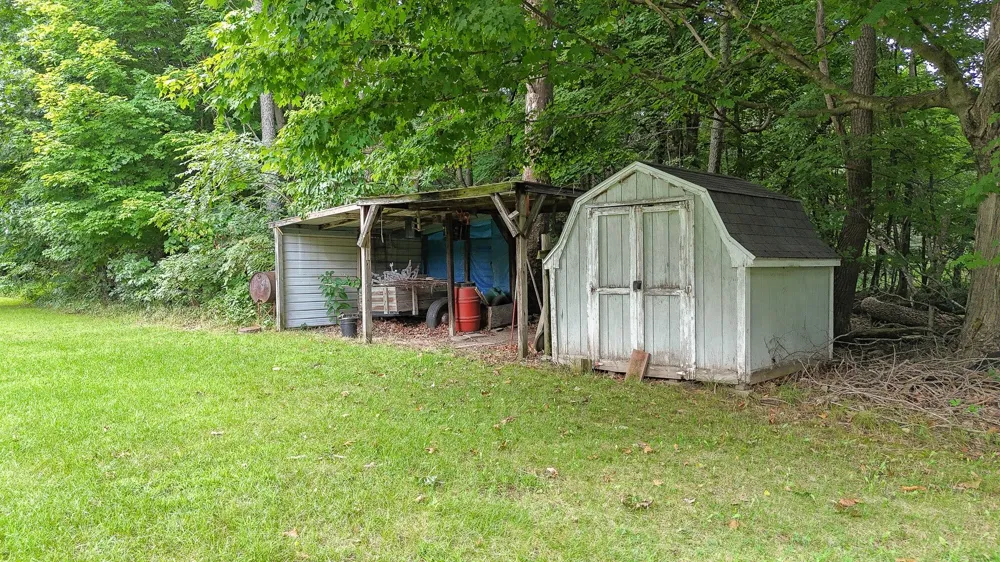 28493 Downey Street Silver Creek Township, MI 49047
