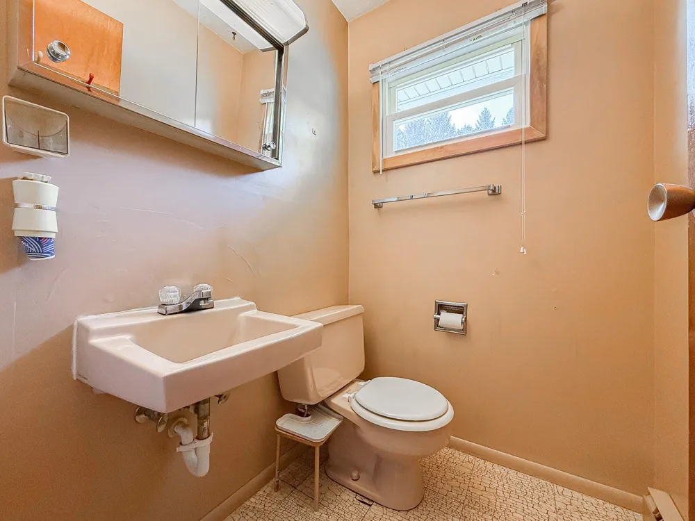 28493 Downey Street Silver Creek Township, MI 49047