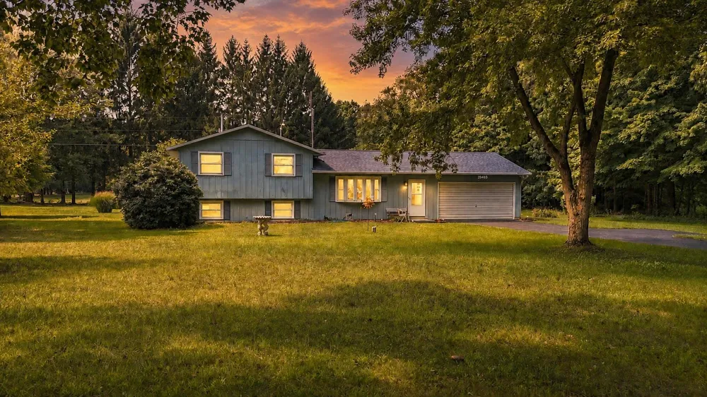 28493 Downey Street Silver Creek Township, MI 49047