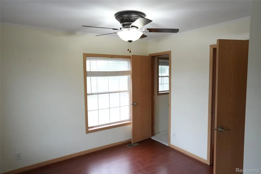 2018 John R Road Troy City, MI 48083