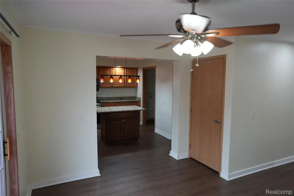2018 John R Road Troy City, MI 48083