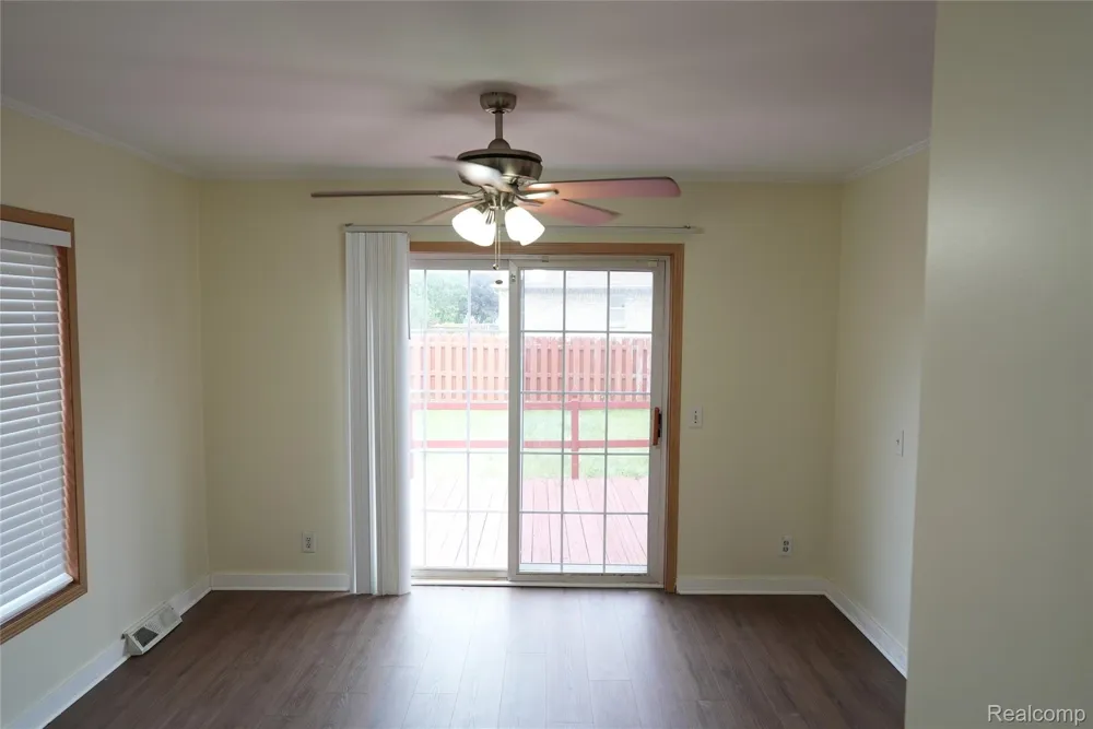 2018 John R Road Troy City, MI 48083