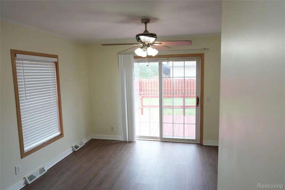 2018 John R Road Troy City, MI 48083